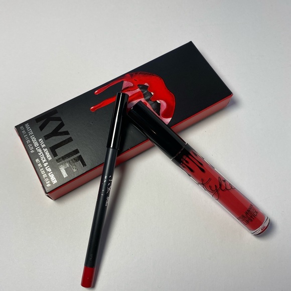 Kylie Cosmetics 😎BOSS😎 Lip Kit - Picture 7 of 7